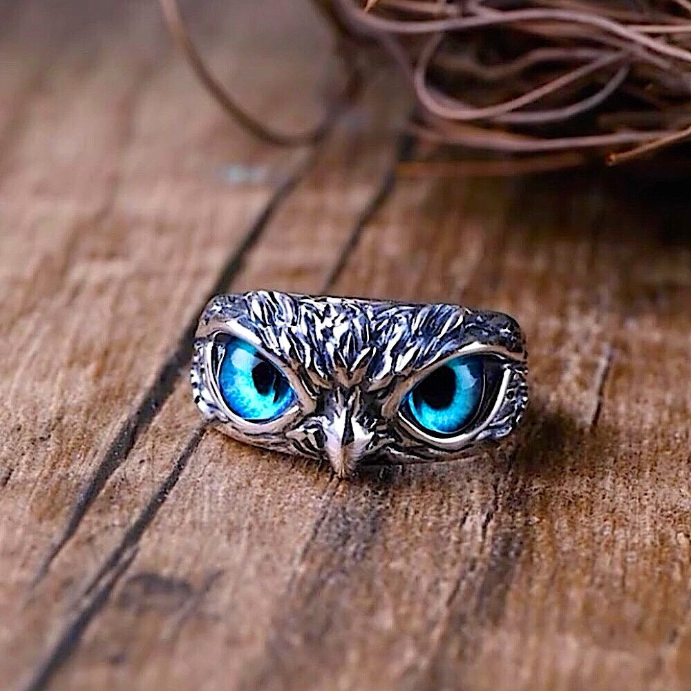 Evil blue eyed owl🦉💍 adjustable ring - Picture 2 of 11